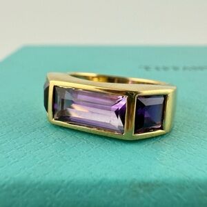 Vintage Tiffany & Co. Baguette Three-stone Ring Amethyst in 18k Yellow Gold 7g